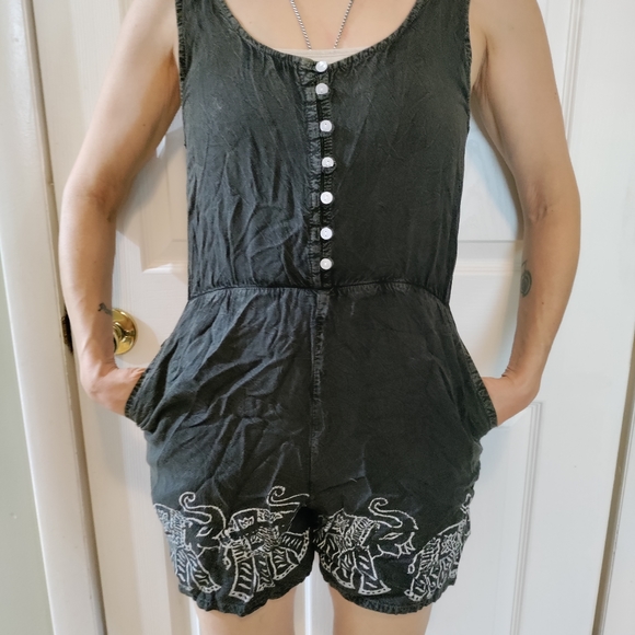 Elephant Romper - Picture 3 of 5